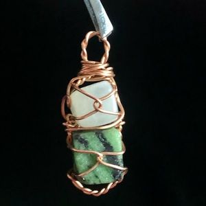 Wire wrapped crystal pendant